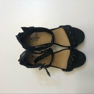 Black and brown wedges!